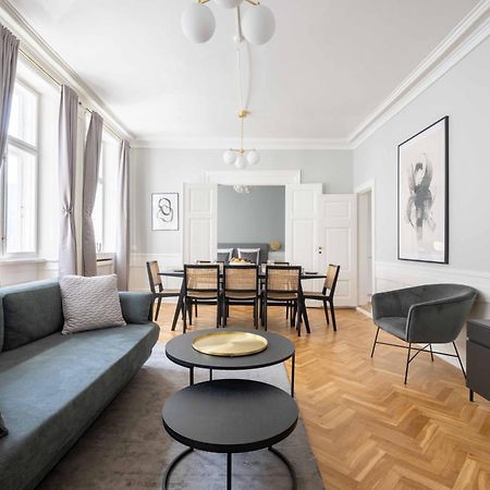 Lavish 4Br Apartment In The Heart Of Cph By The Canals København Ngoại thất bức ảnh